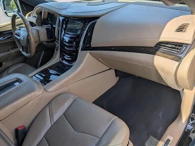 2020 Cadillac Escalade 4WD Platinum