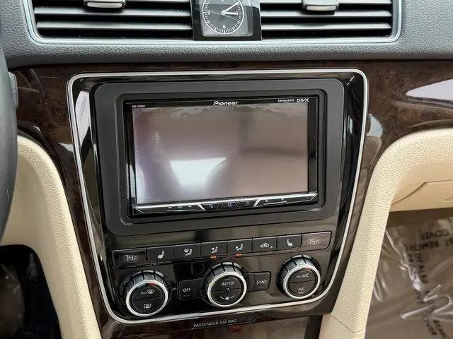 2014 Volkswagen Passat 1.8T SEL Premium