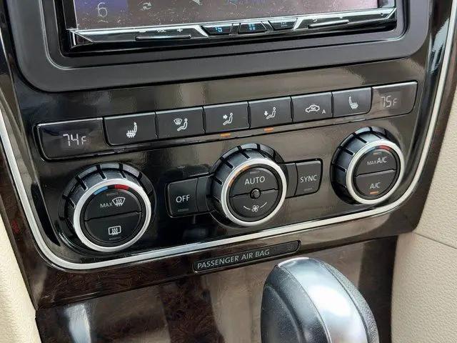 2014 Volkswagen Passat 1.8T SEL Premium