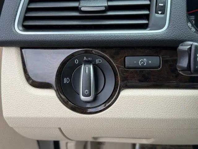 2014 Volkswagen Passat 1.8T SEL Premium