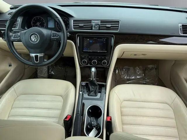 2014 Volkswagen Passat 1.8T SEL Premium