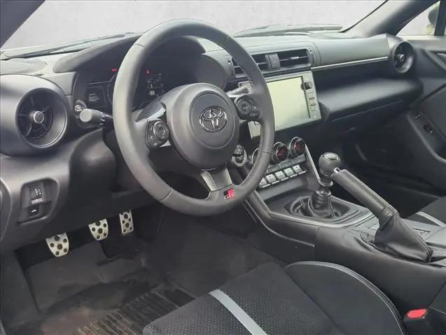2025 Toyota GR86 Premium