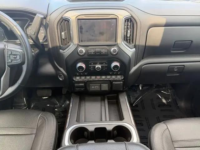 2023 GMC Sierra 2500HD 4WD Crew Cab Standard Bed Denali