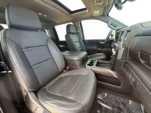 2023 GMC Sierra 2500HD 4WD Crew Cab Standard Bed Denali