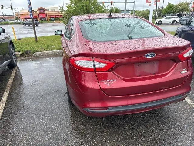 2015 Ford Fusion SE