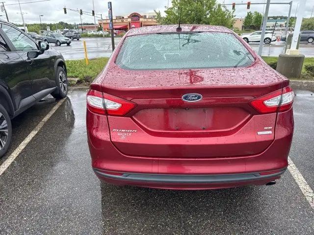 2015 Ford Fusion SE
