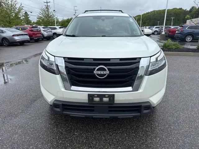 2022 Nissan Pathfinder SV 4WD