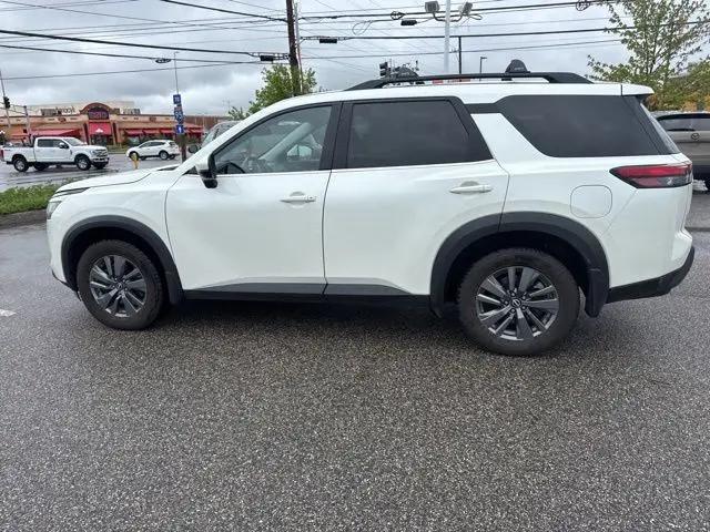 2022 Nissan Pathfinder SV 4WD