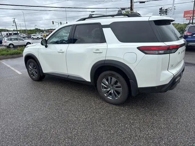 2022 Nissan Pathfinder SV 4WD