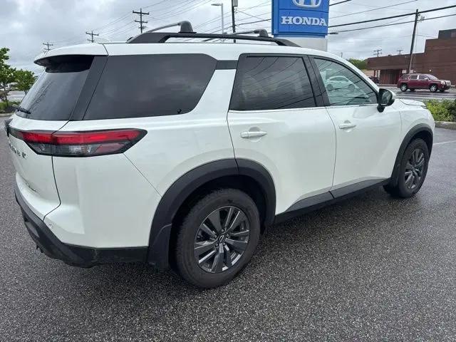 2022 Nissan Pathfinder SV 4WD