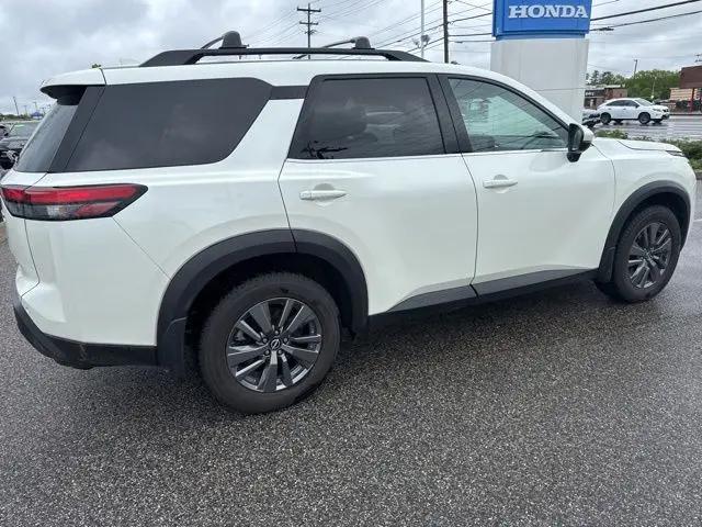 2022 Nissan Pathfinder SV 4WD