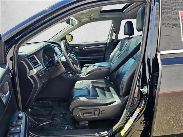 2018 Toyota Highlander SE
