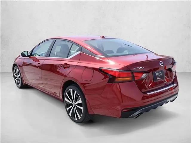 2022 Nissan Altima SR Intelligent AWD