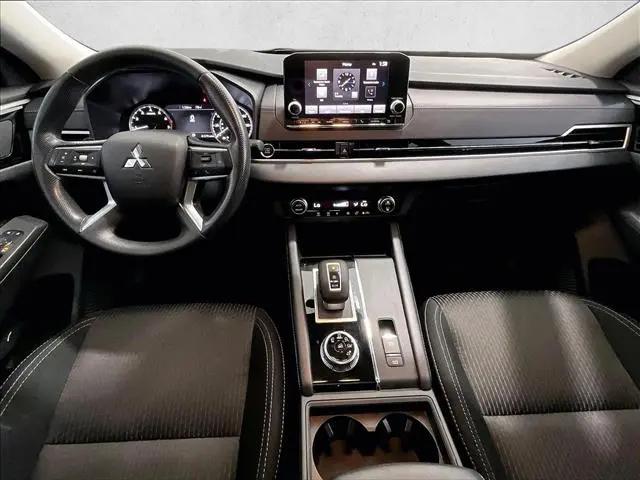 2024 Mitsubishi Outlander ES 2.5 2WD