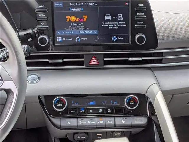 2022 Hyundai Elantra SEL