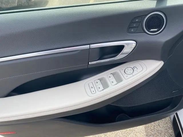 2023 Hyundai Sonata Hybrid Limited
