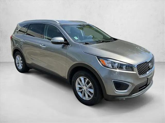 2017 Kia Sorento 2.4L LX
