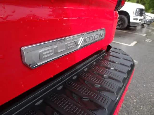 2022 GMC Sierra 1500 4WD Crew Cab Short Box Elevation