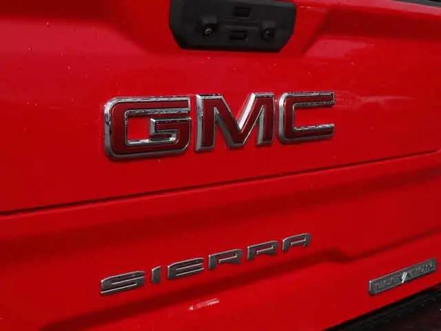 2022 GMC Sierra 1500 4WD Crew Cab Short Box Elevation