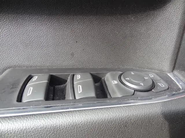2022 GMC Sierra 1500 4WD Crew Cab Short Box Elevation