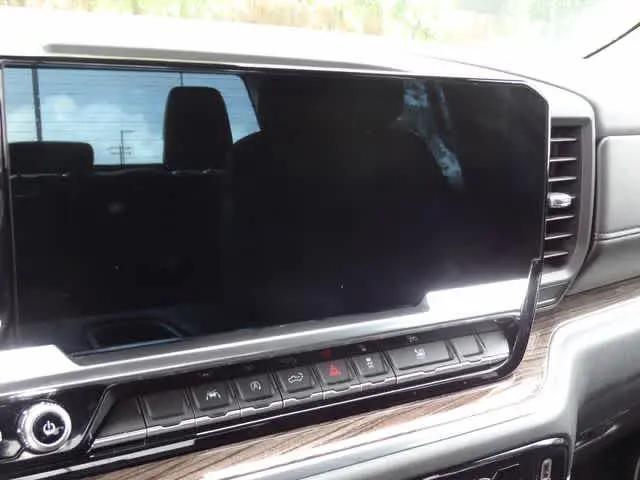 2022 GMC Sierra 1500 4WD Crew Cab Short Box Elevation