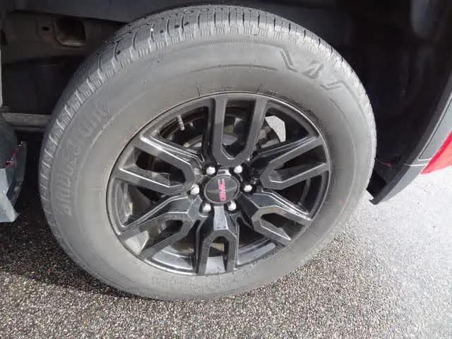 2022 GMC Sierra 1500 4WD Crew Cab Short Box Elevation
