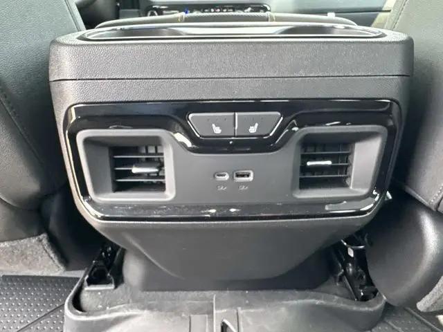 2026 Chevrolet Silverado 1500 4WD Crew Cab Short Bed ZR2