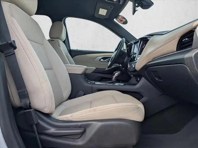 2023 Chevrolet Traverse FWD LS