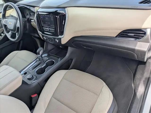2023 Chevrolet Traverse FWD LS