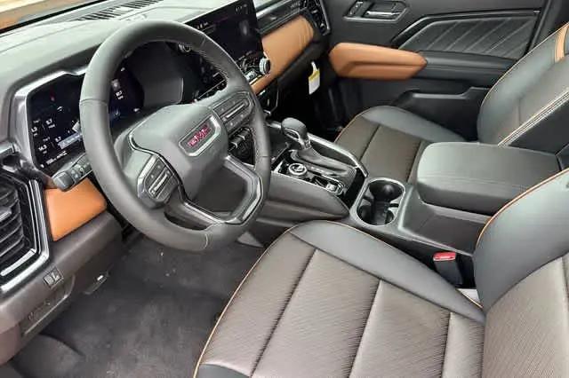 2026 GMC Canyon AT4, 4WD
