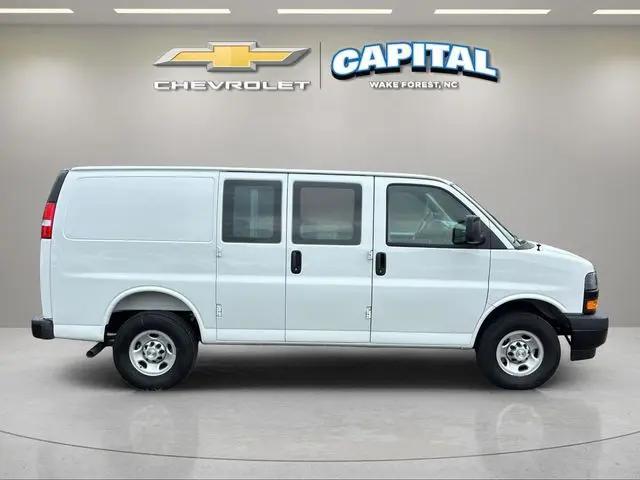 2026 Chevrolet Express Cargo Van 2500 Regular Wheelbase, WT, RWD