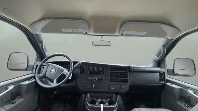 2026 Chevrolet Express Cargo Van 2500 Regular Wheelbase, WT, RWD