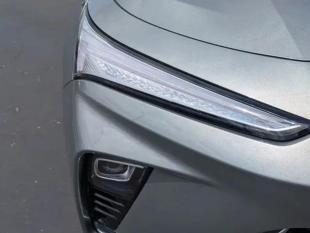 2025 Buick NV Sport Touring FWD