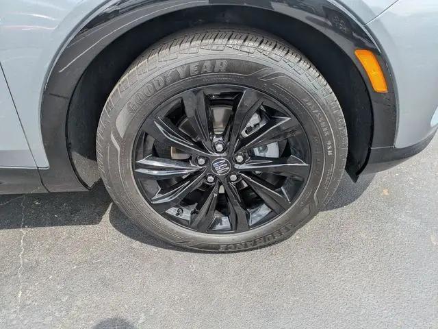 2025 Buick NV Sport Touring FWD