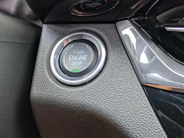 2025 Buick NV Sport Touring FWD