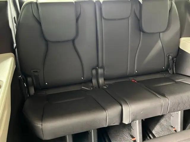 2024 Kia Carnival MPV EX