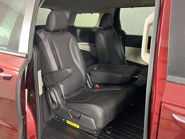 2024 Kia Carnival MPV EX