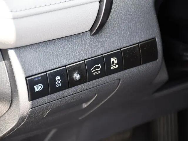 2021 Toyota Camry LE AWD