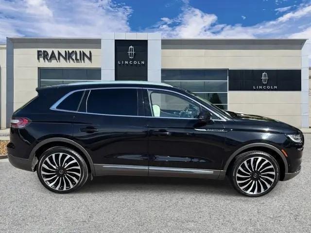 2022 Lincoln Nautilus Black Label