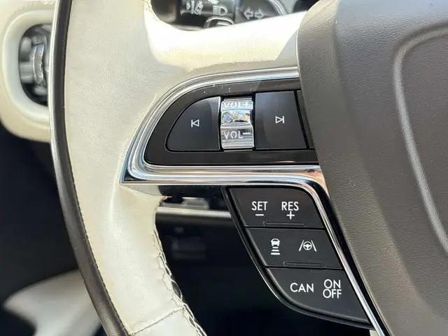 2022 Lincoln Nautilus Black Label