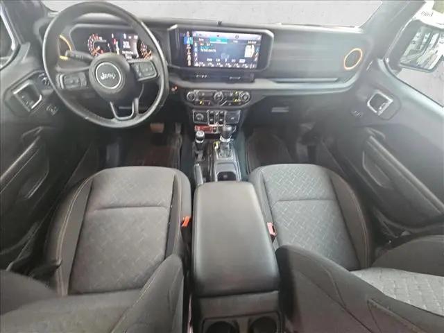 2024 Jeep Gladiator Sport