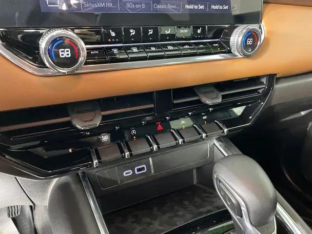 2024 GMC Canyon 4WD AT4