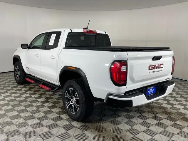 2024 GMC Canyon 4WD AT4