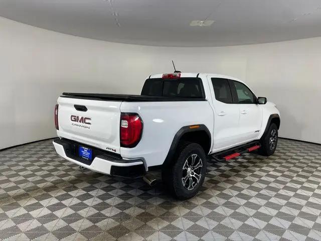 2024 GMC Canyon 4WD AT4