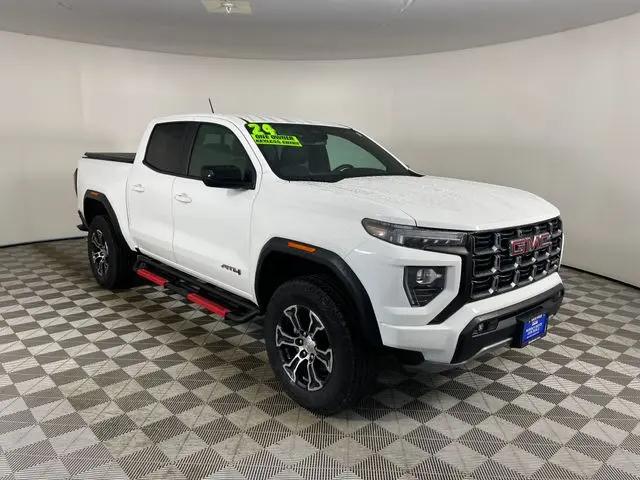 2024 GMC Canyon 4WD AT4