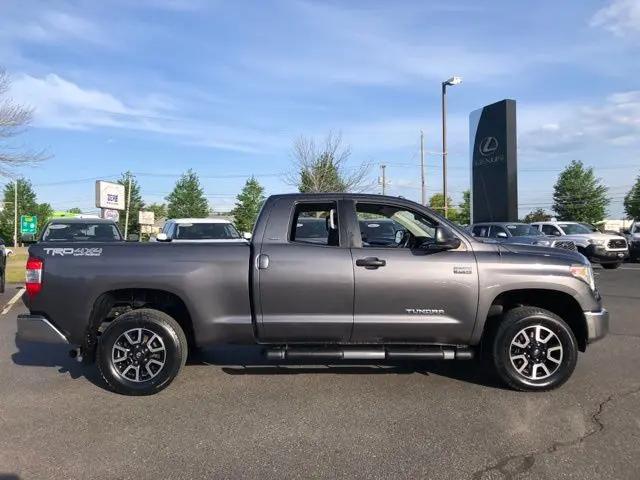 2018 Toyota Tundra SR5 5.7L V8