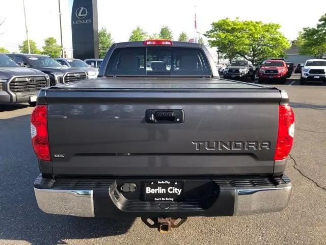 2018 Toyota Tundra SR5 5.7L V8
