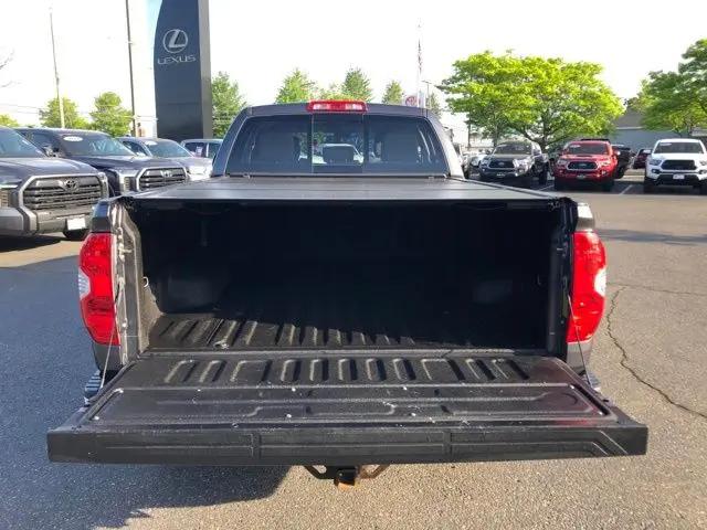 2018 Toyota Tundra SR5 5.7L V8