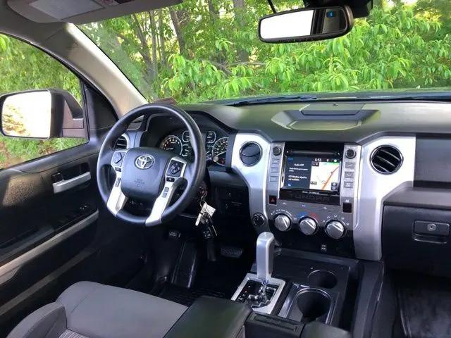 2018 Toyota Tundra SR5 5.7L V8
