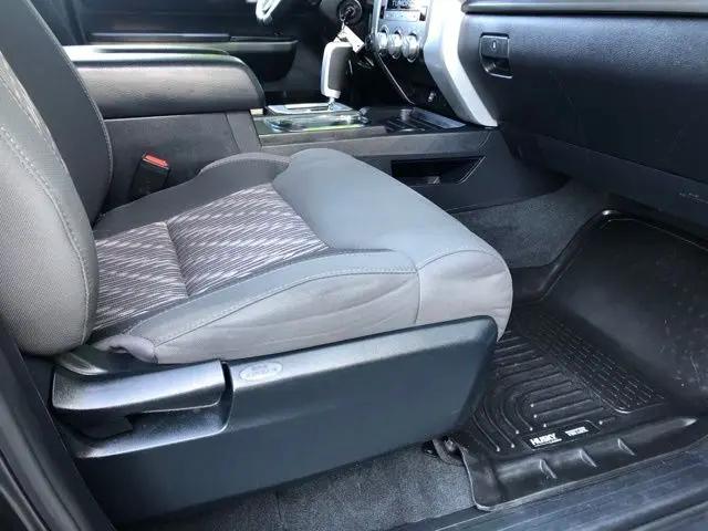 2018 Toyota Tundra SR5 5.7L V8